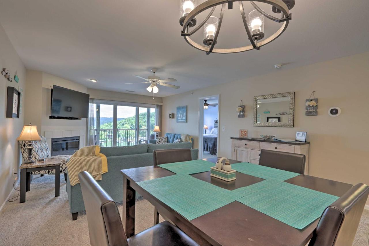The Lake Escape With Balcony And Pool Access! Camdenton Luaran gambar