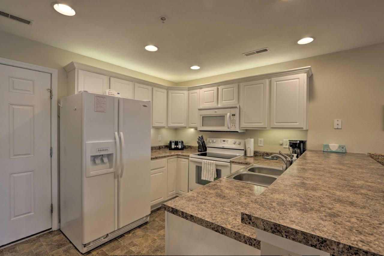 The Lake Escape With Balcony And Pool Access! Camdenton Luaran gambar
