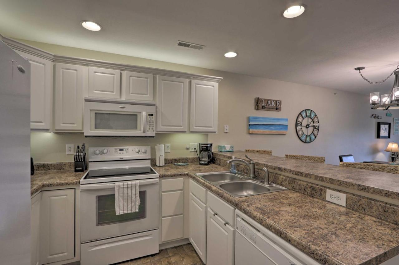 The Lake Escape With Balcony And Pool Access! Camdenton Luaran gambar